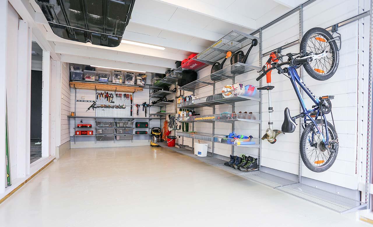 Elise Steffensen Garage after elfa solution