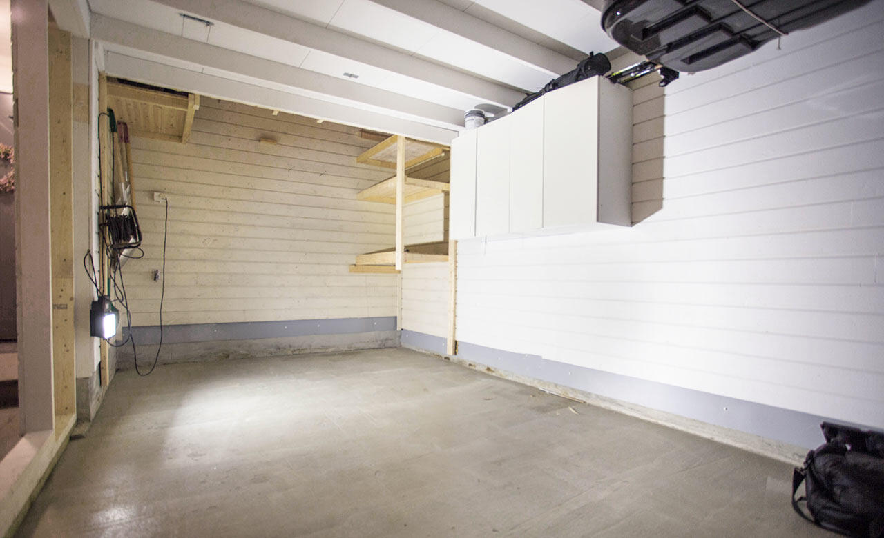 Elise Steffensen Garage before elfa solution