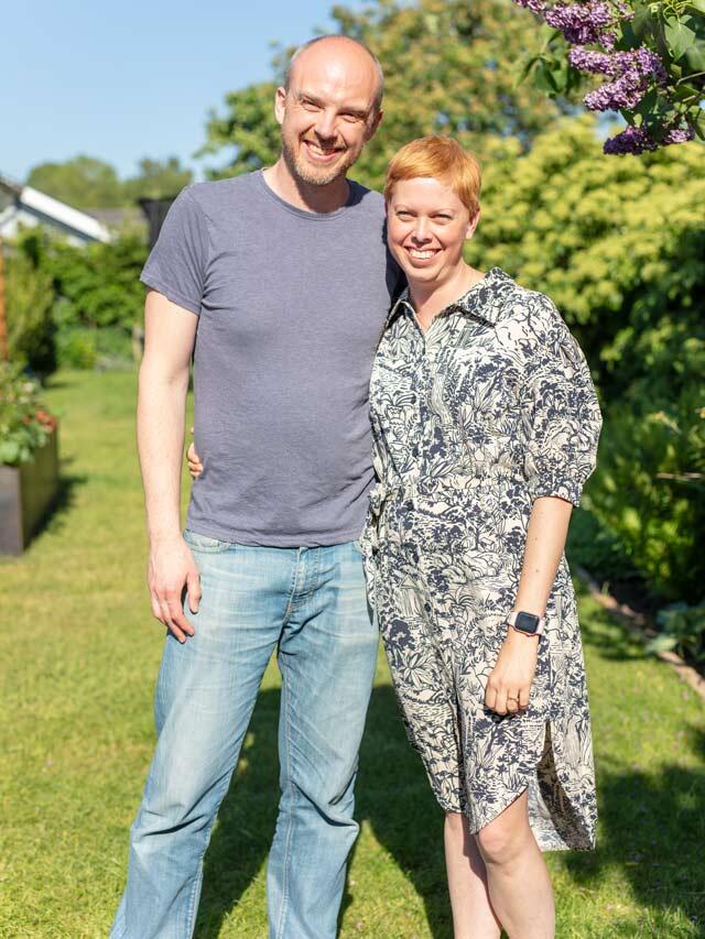 Symreng couple in nature