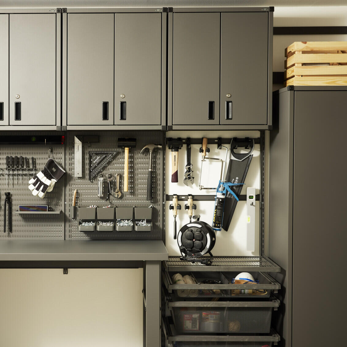 Storage of tools in the Garage+ range.